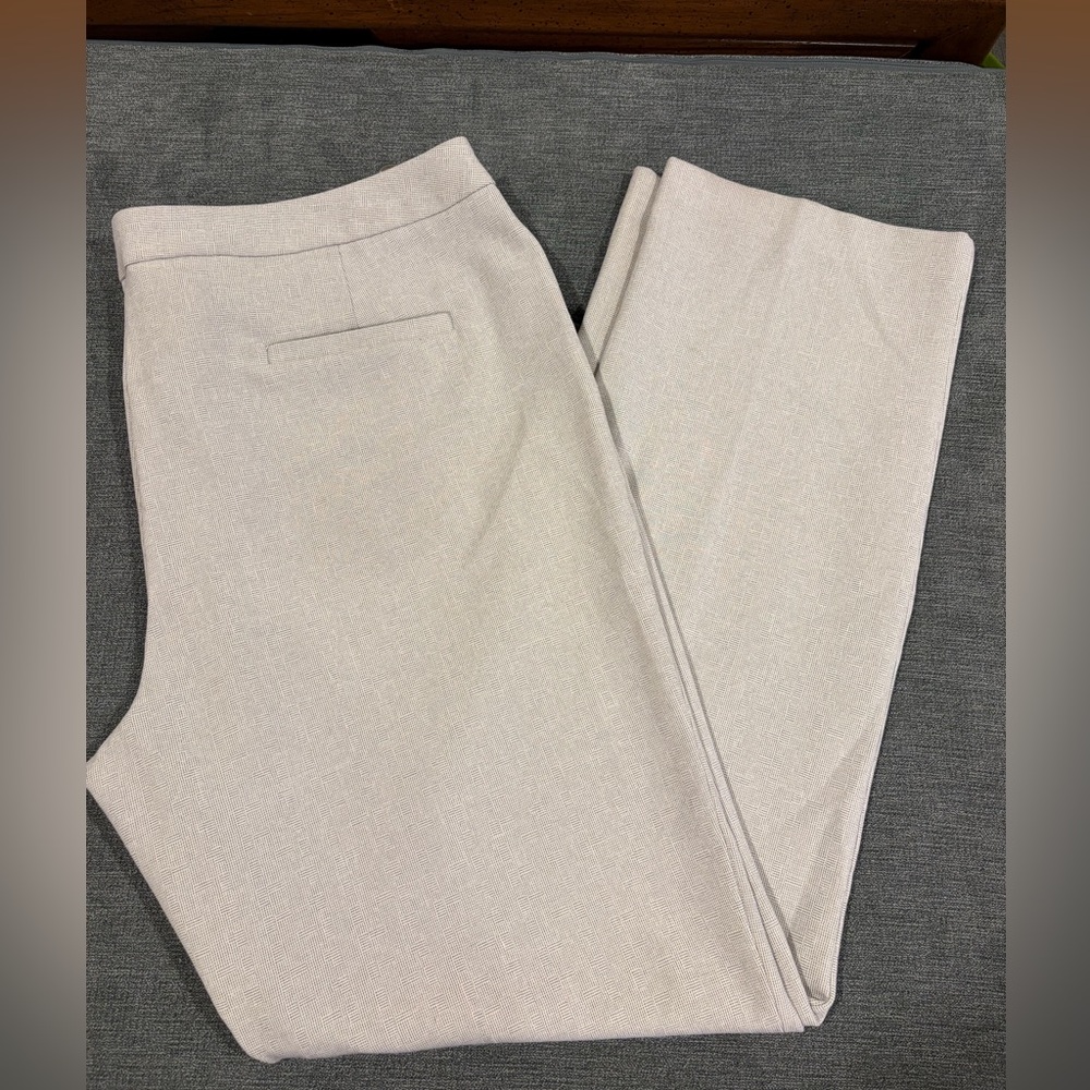 Amanda & Chelsea White & Black Dress Pants